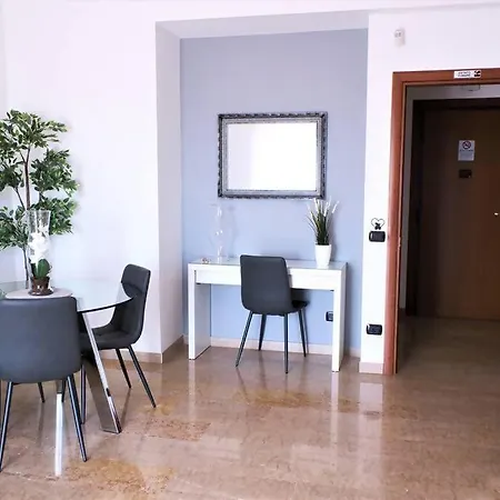 Sun & Moon Apartment Family Free Parking-2